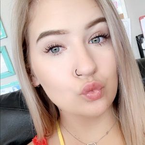 Meet your Posher, Faith